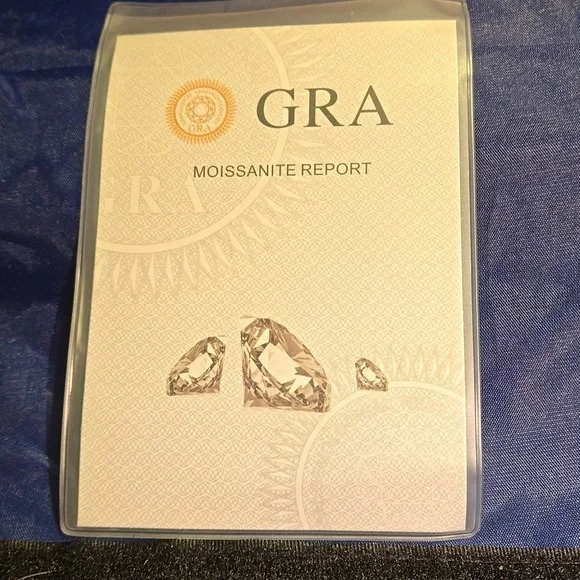 925 Silver Inlaid 2 carats Moissanite Ring - Picture 5 of 9